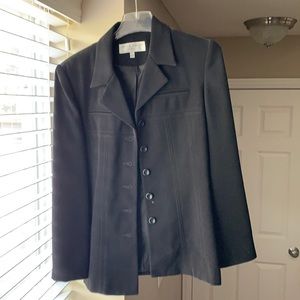 Pret a porter suit and matching skirt !!